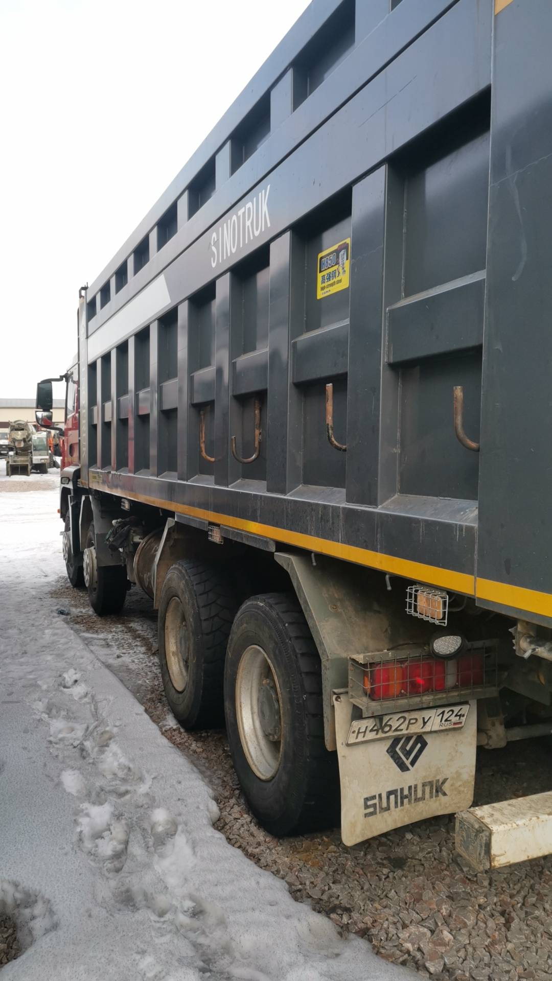 Sitrak ZZ3316V386ME,  63 610 км, 2022 года