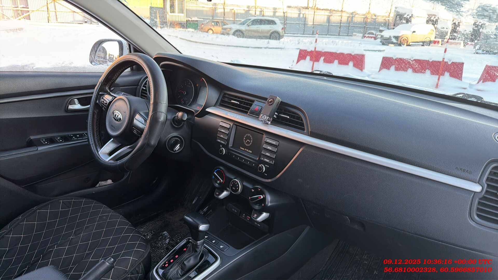 KIA Rio X-Line,  243 983 км, 2019 года