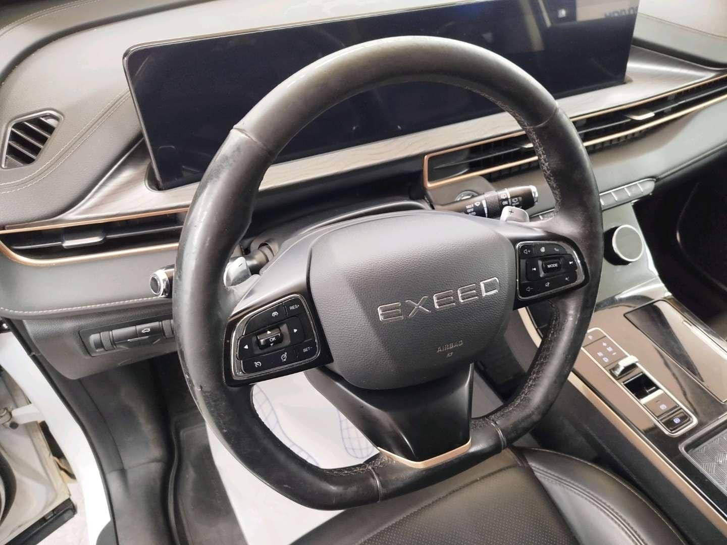 EXEED LX,  134 274 км, 2023 года в лизинг