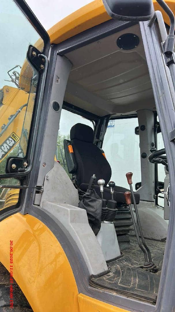 BULL 3SX, 2023 года в лизинг