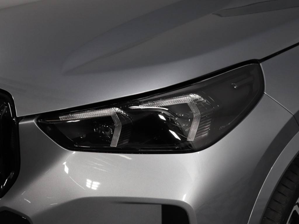 BMW X1 Икс-Драйв25Ли М Спорт (M Sport)