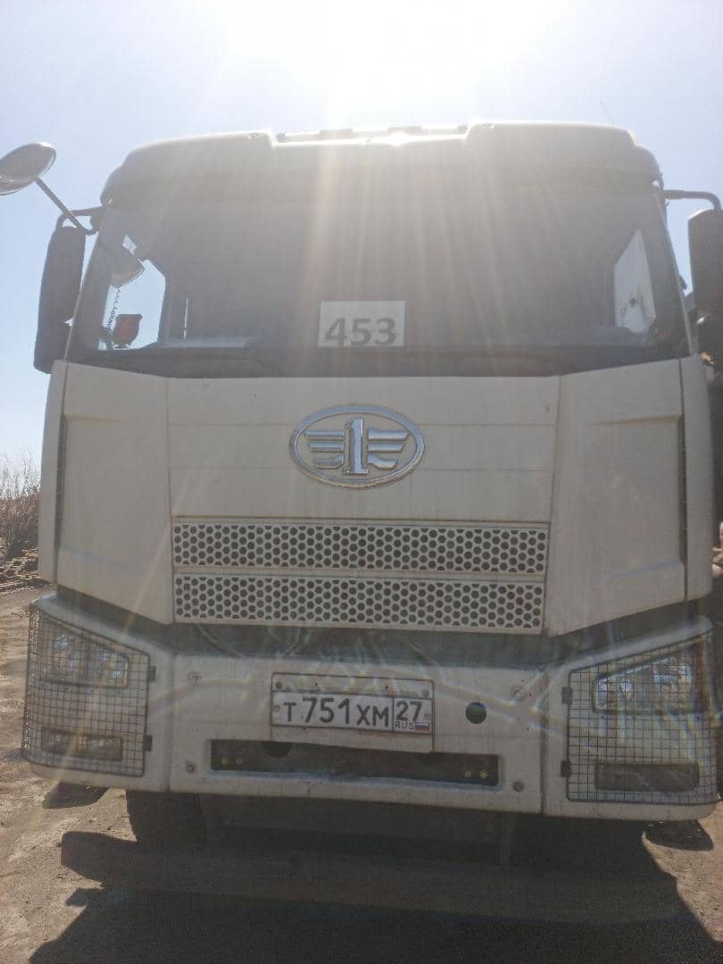 FAW CA3310P66K24T4E5 8х4,  54 454 км, 2022 года в лизинг
