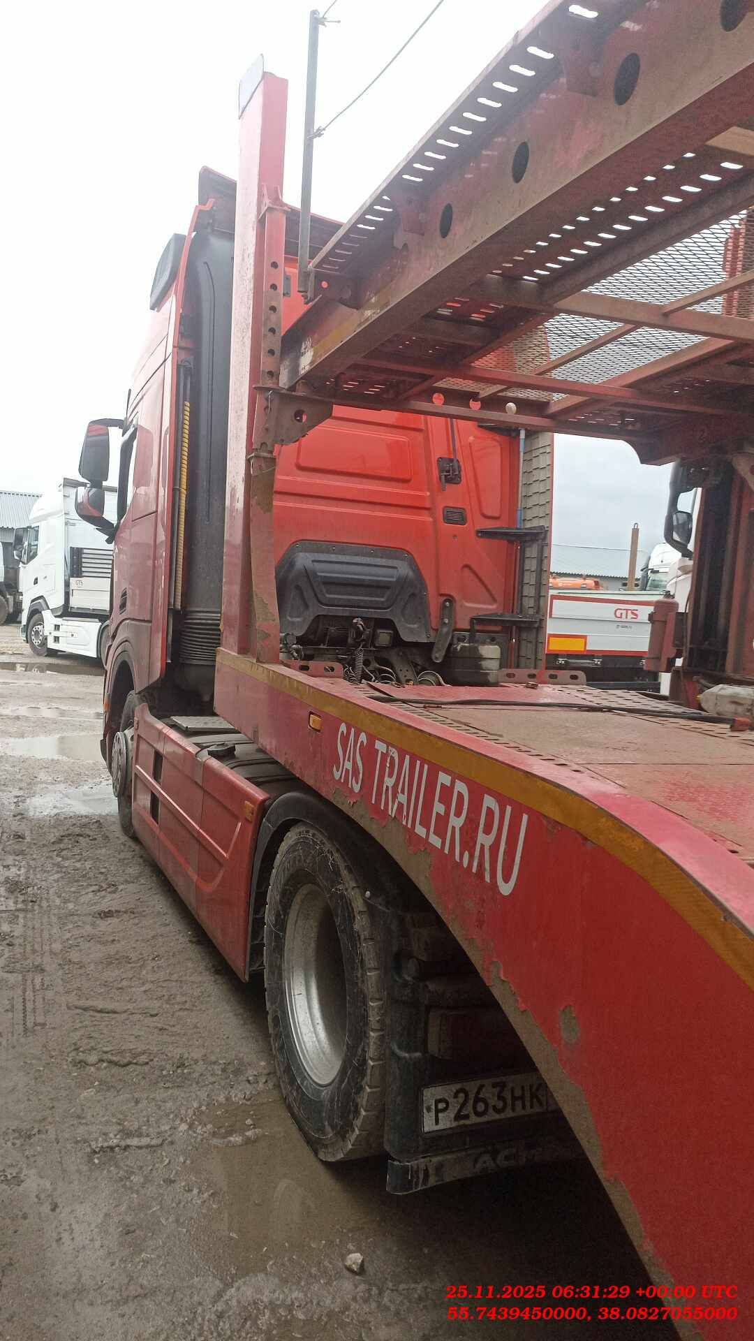 Shacman SX4188YY381,  252 568 км, 2024 года в лизинг