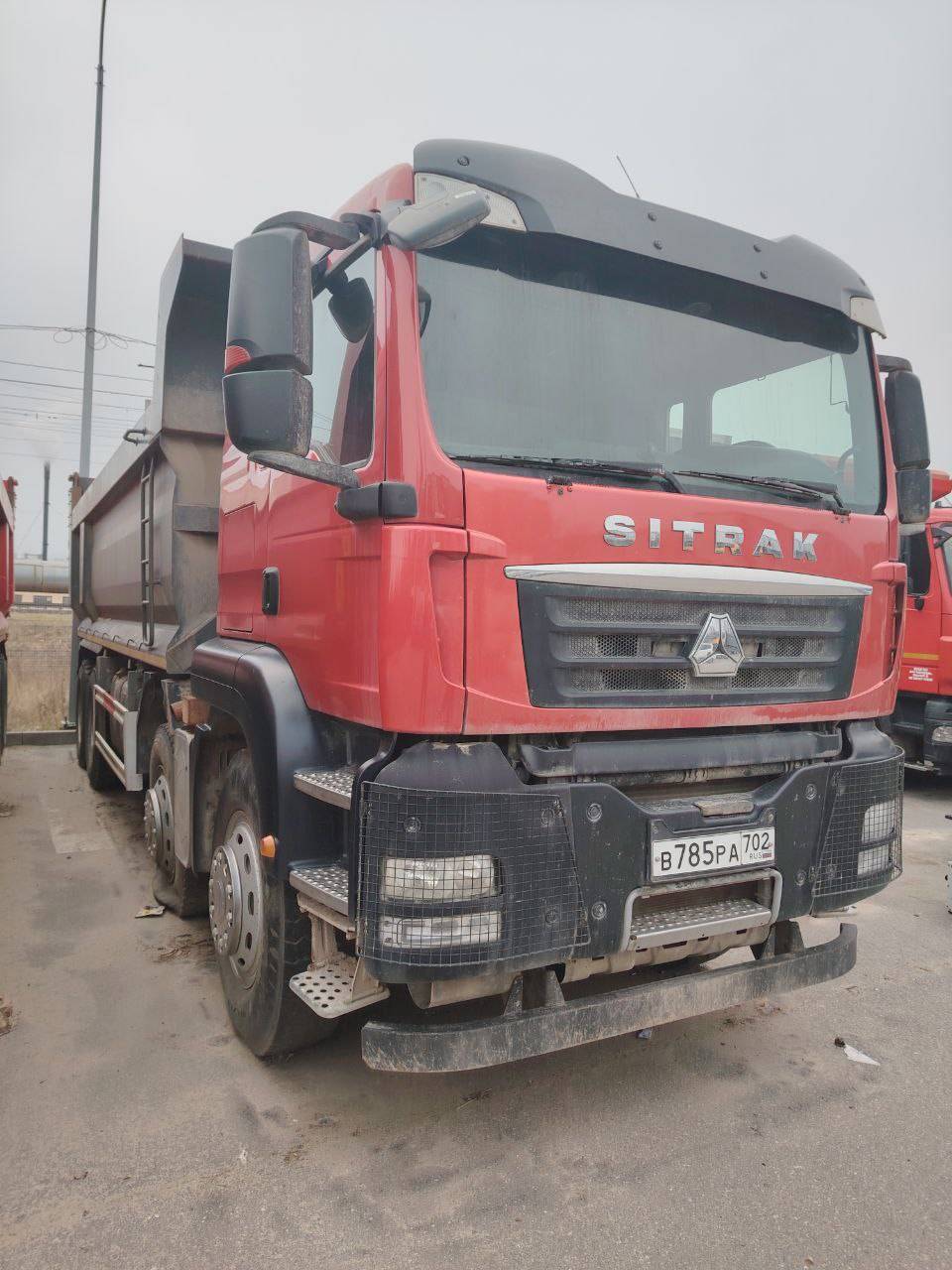 Sitrak ZZ3316V386ME Лот 000000388