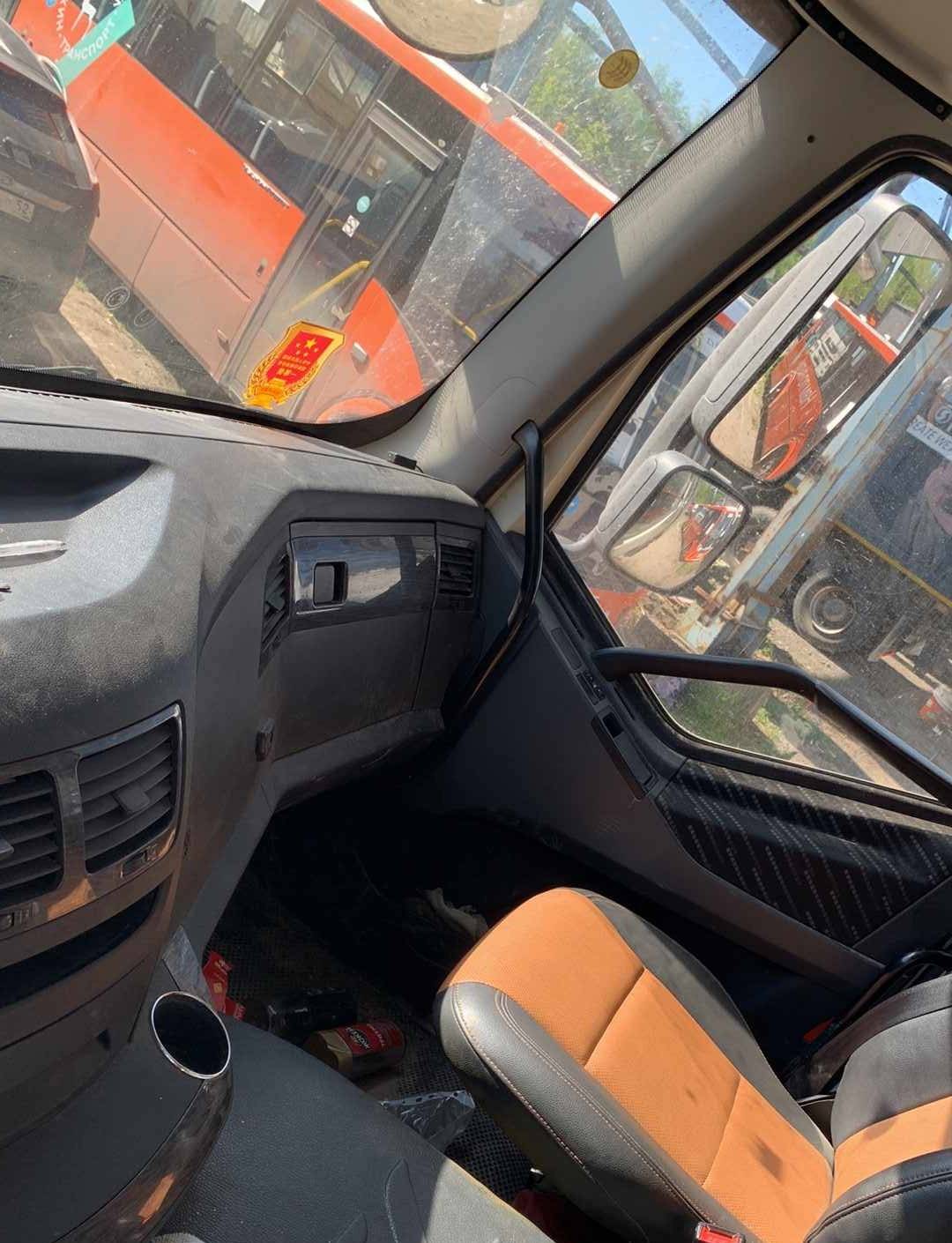 FAW CA3310P66K24T4E5 8х4,  100 750 км, 2022 года в лизинг