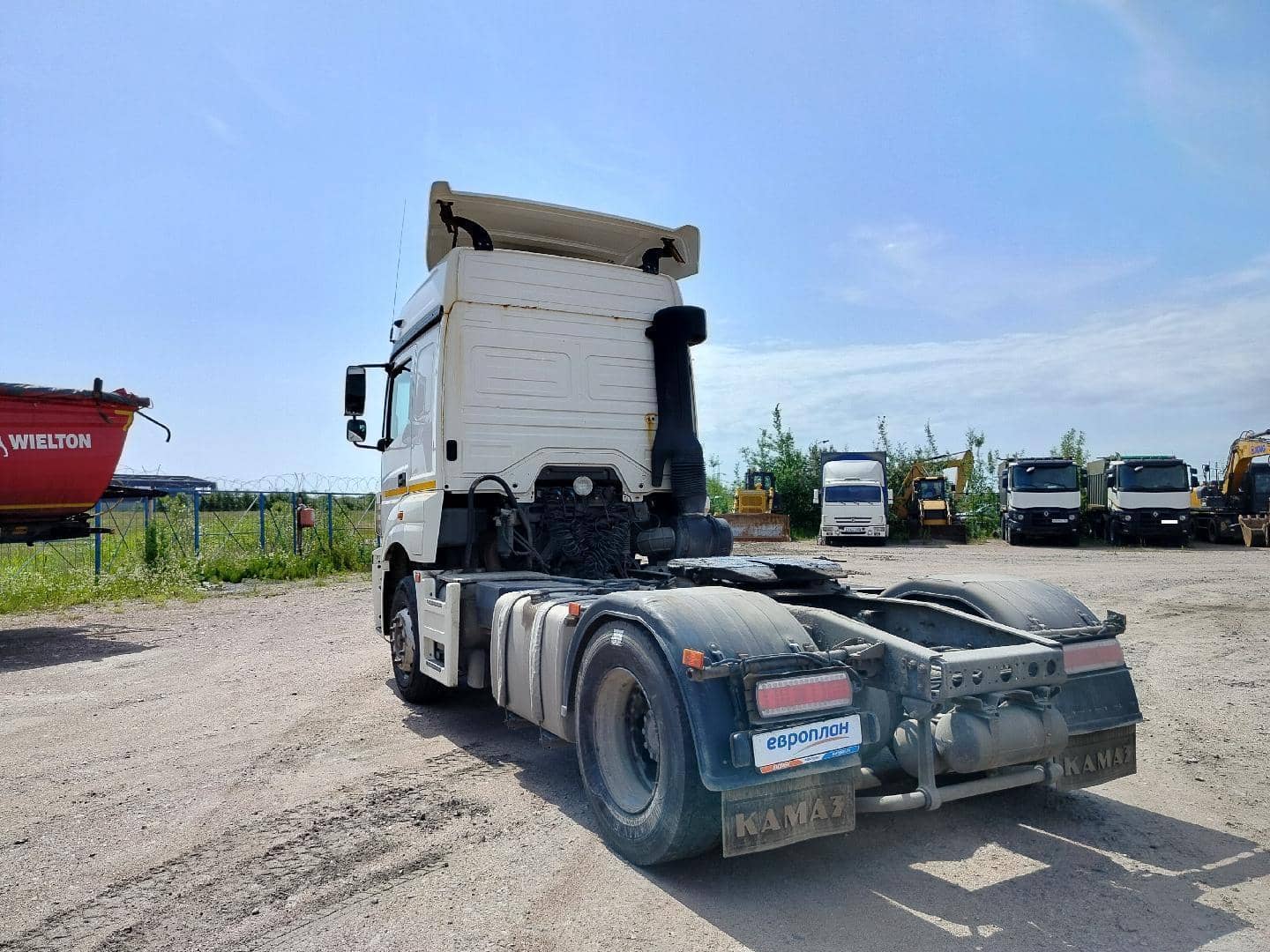 КАМАЗ 5490-022-87(S5)NEO,  750 000 км, 2018 года в лизинг