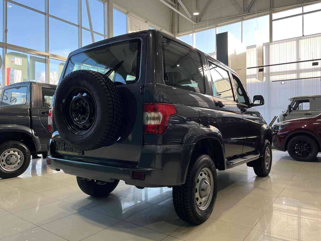 УАЗ Patriot Base Икар 2.7 5MT