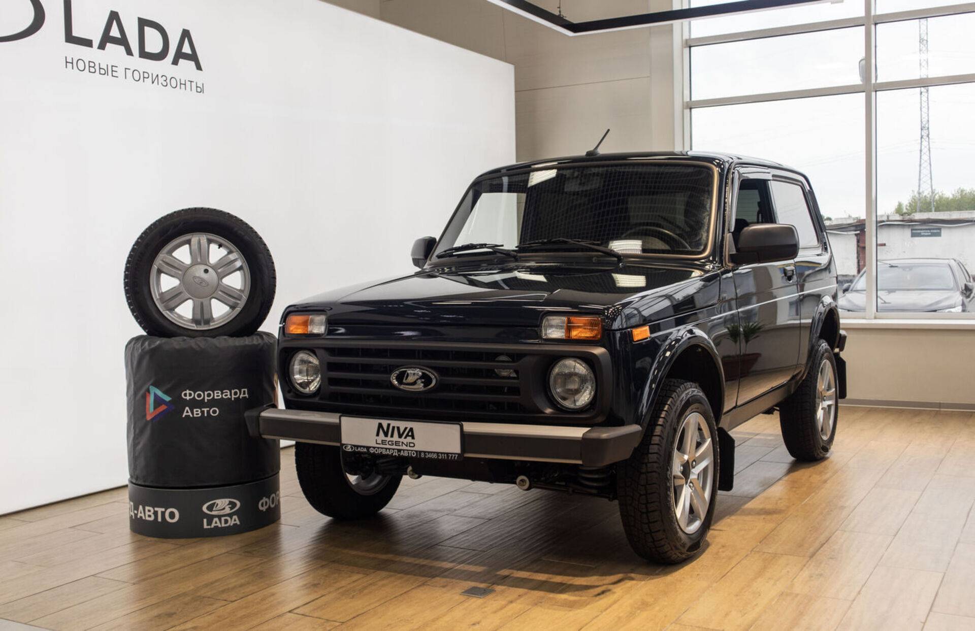 Lada Niva Legend 3 дв Luxe 24 1.7 5MT  