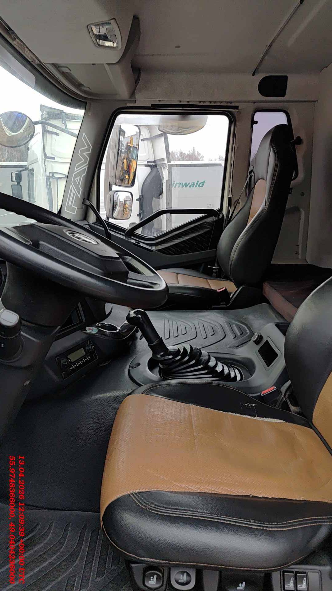FAW CA3310P66K24T4E5 8x4,  118 258 км, 2023 года в лизинг