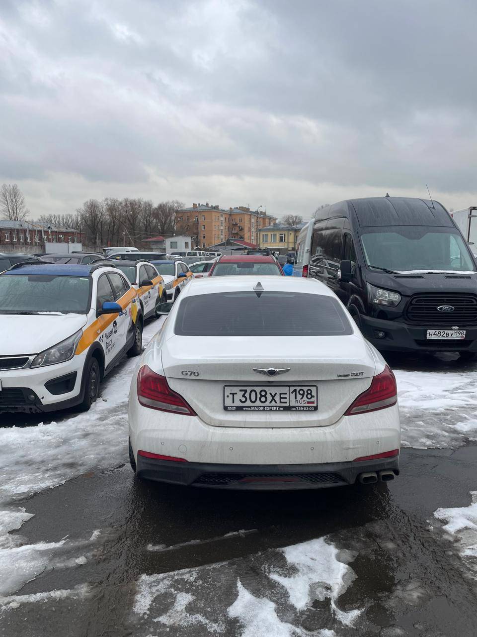 Genesis G70,  131 025 км, 2019 года