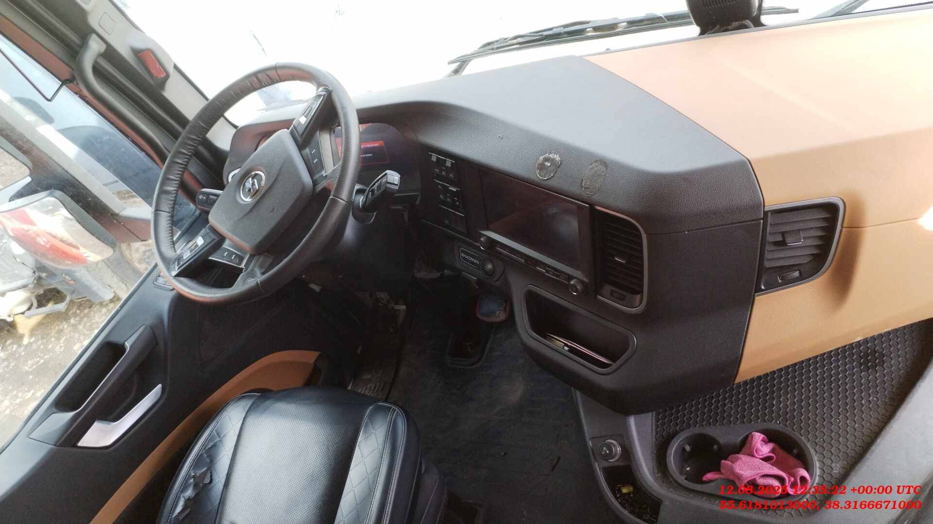 Shacman SX4188YY381,  295 138 км, 2023 года в лизинг