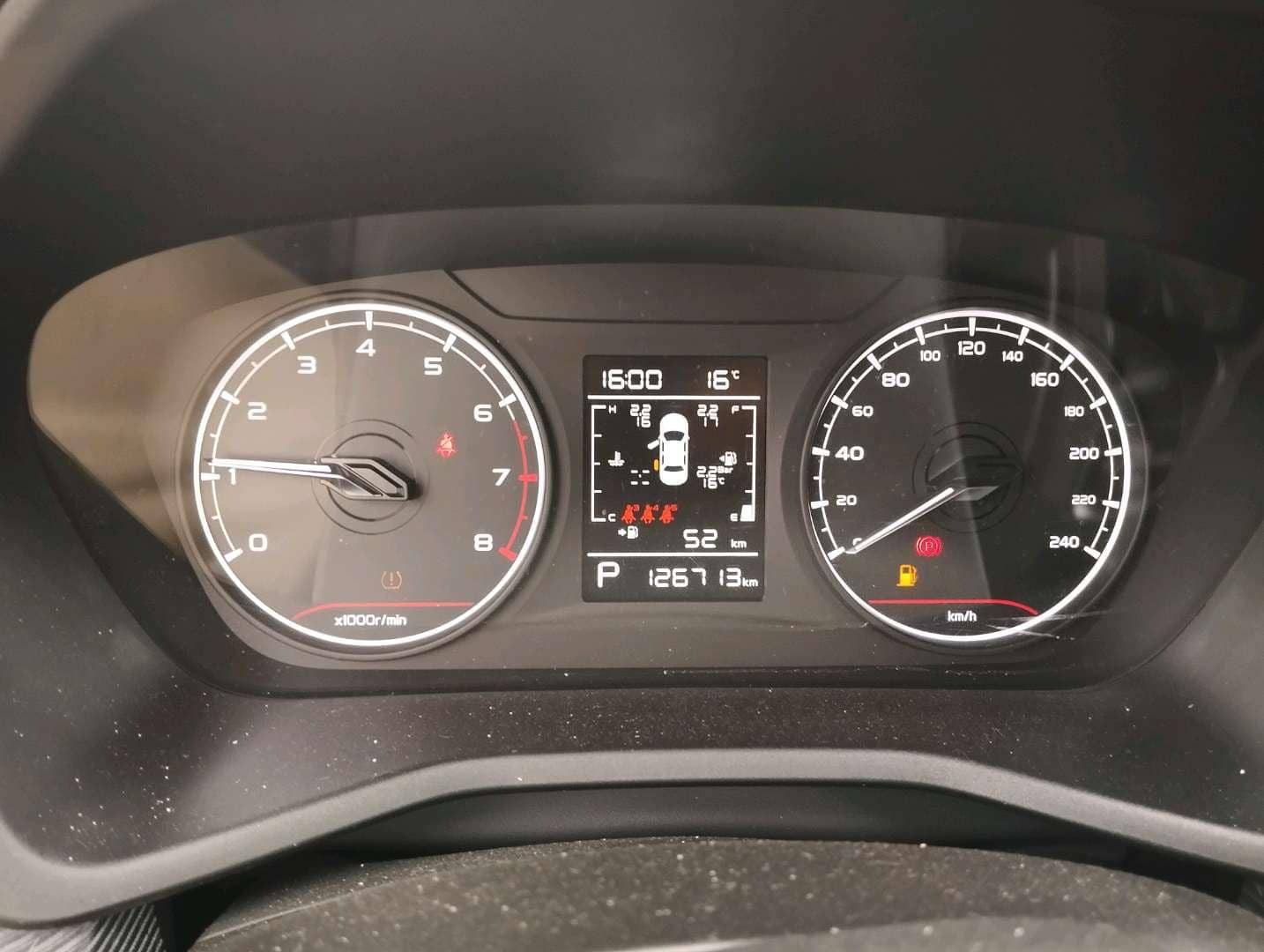 Geely Emgrand,  126 713 км, 2023 года в лизинг