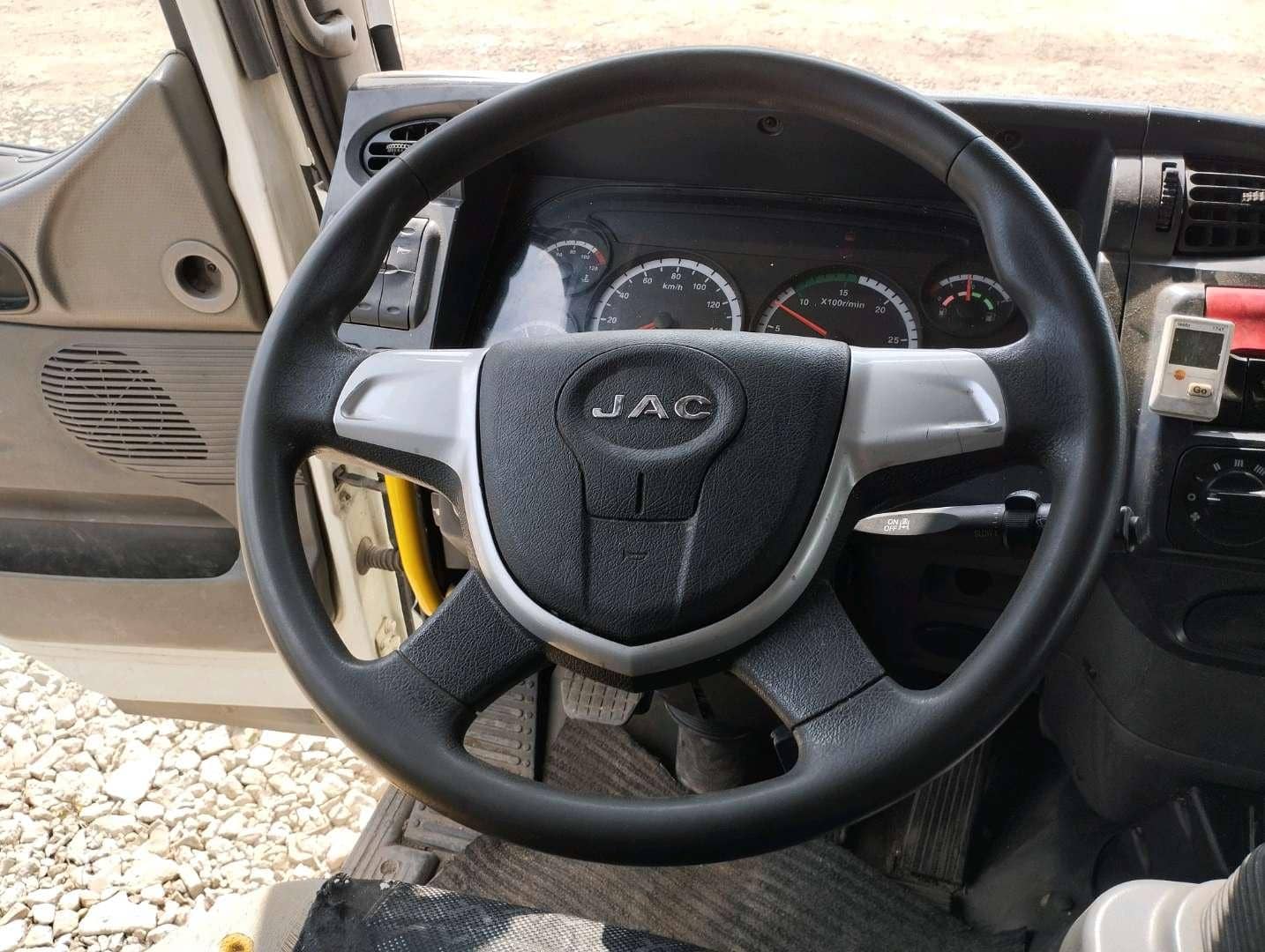 JAC N 200,  257 273 км, 2023 года в лизинг