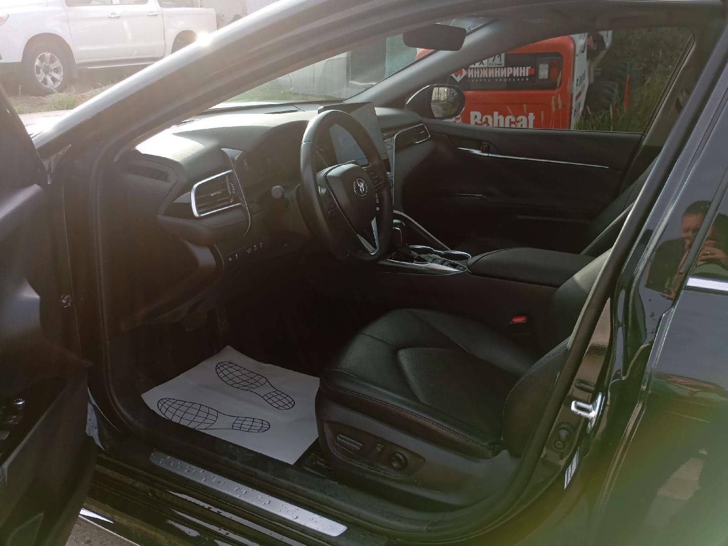 Toyota Camry,  25 959 км, 2024 года в лизинг