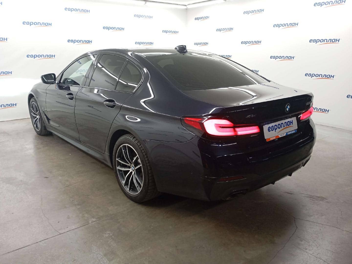 BMW 5 серия,  115 945 км, 2021 года в лизинг