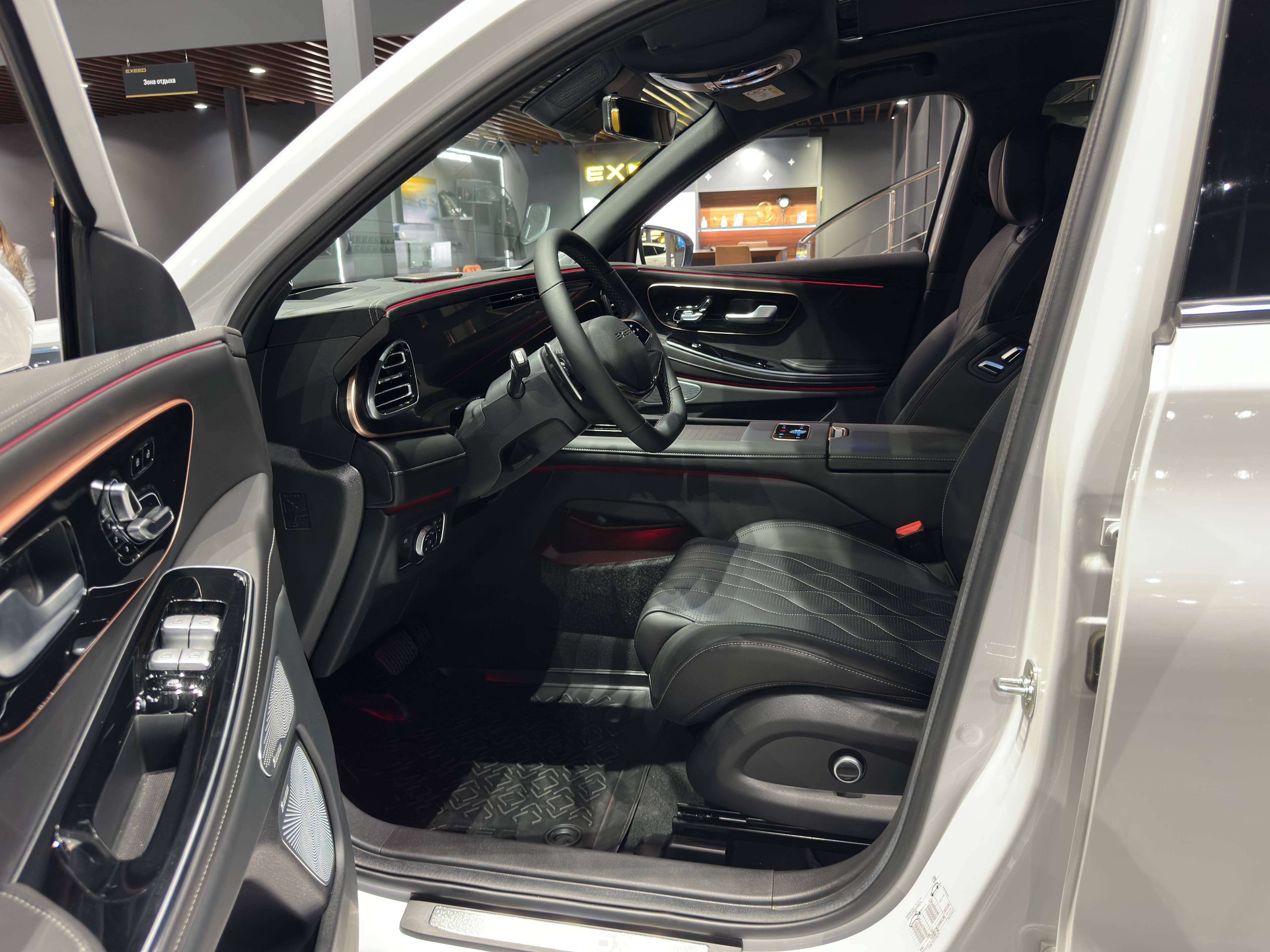 EXEED VX Президент 2.0Т АТ полный привод (President)
