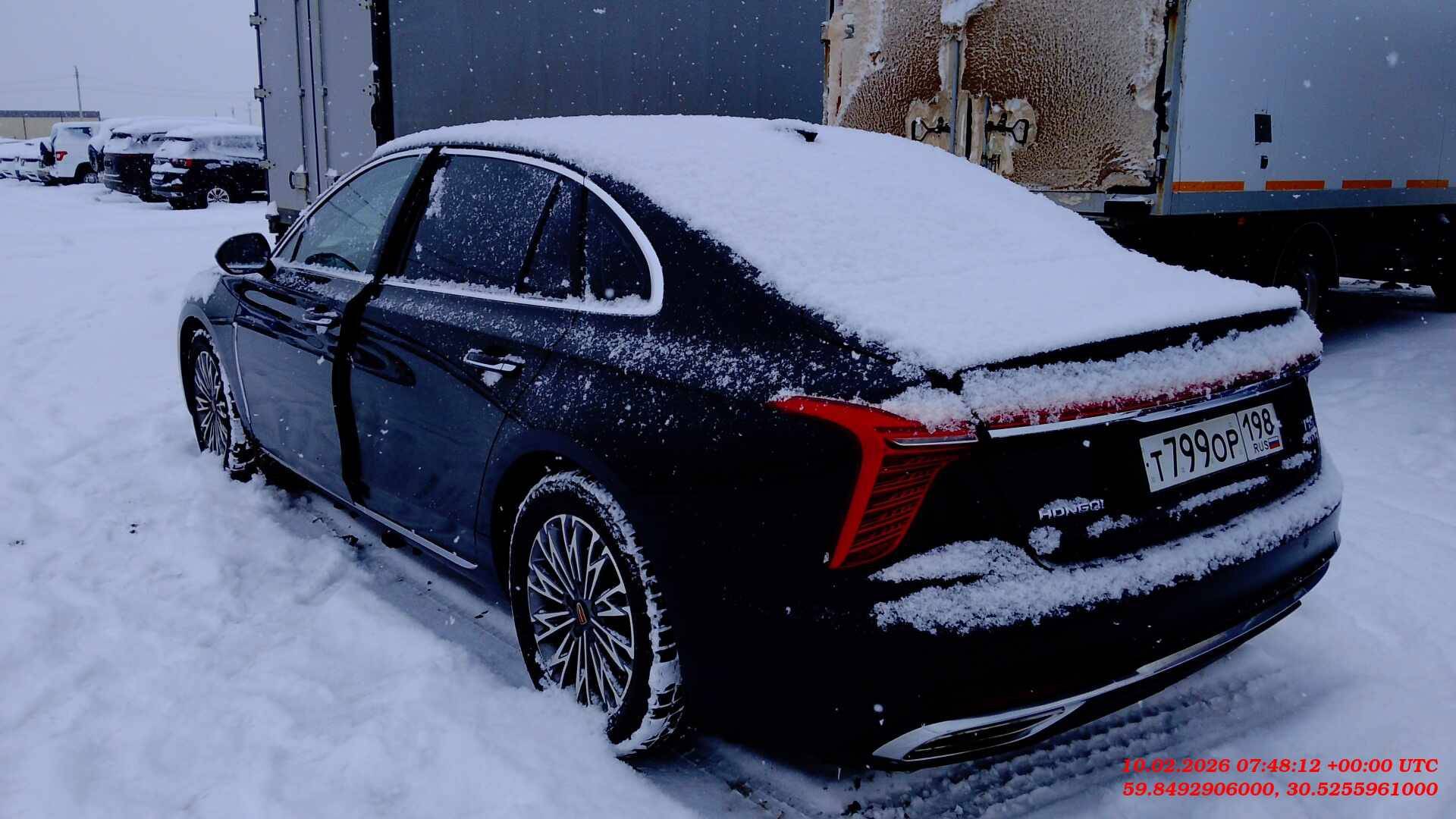 Hongqi H5,  155 566 км, 2024 года в лизинг