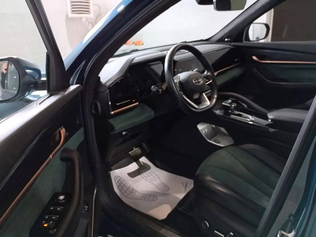 Geely Monjaro,  99 898 км, 2023 года в лизинг