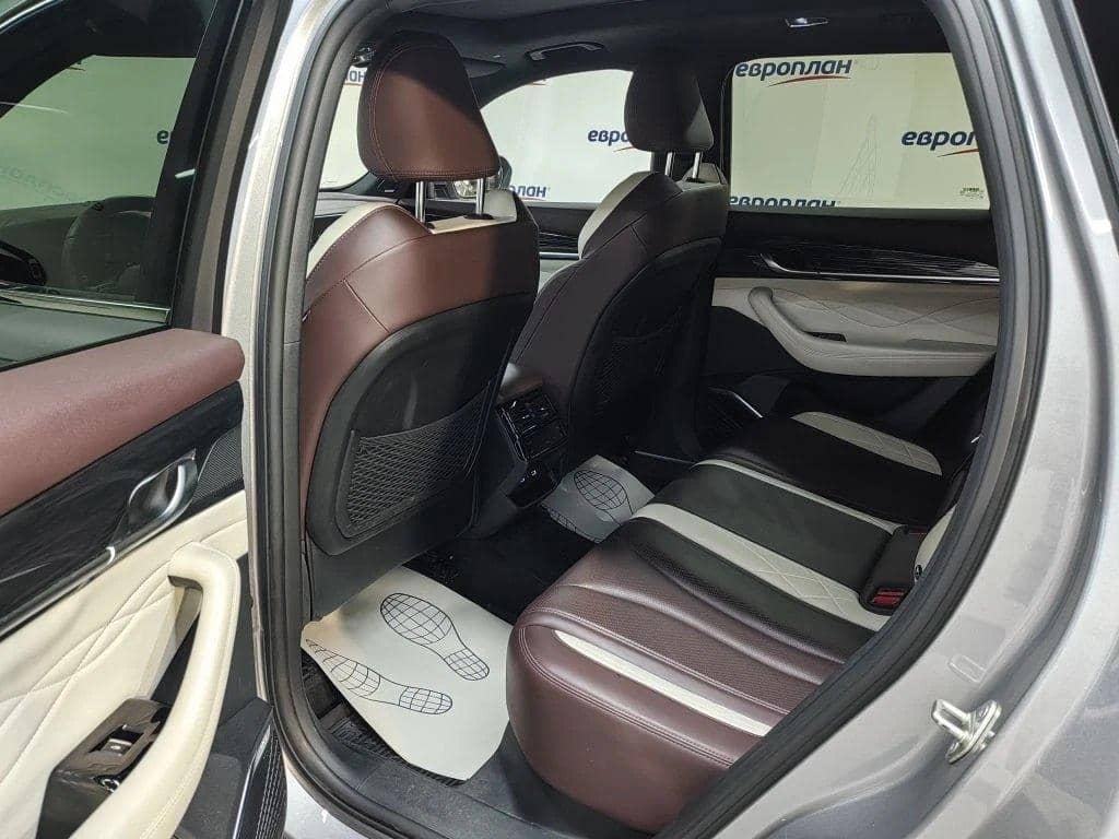 Geely Monjaro,  63 134 км, 2023 года в лизинг