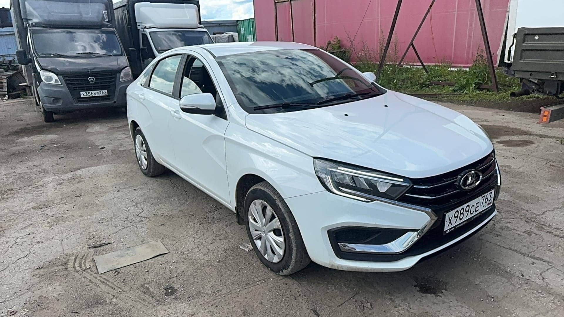 Lada Vesta седан,  68 814 км, 2025 года в лизинг