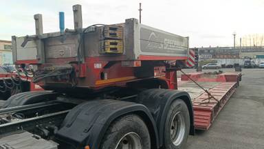 Компания СпецПрицеп Тяжеловоз низкорамный 9942D3