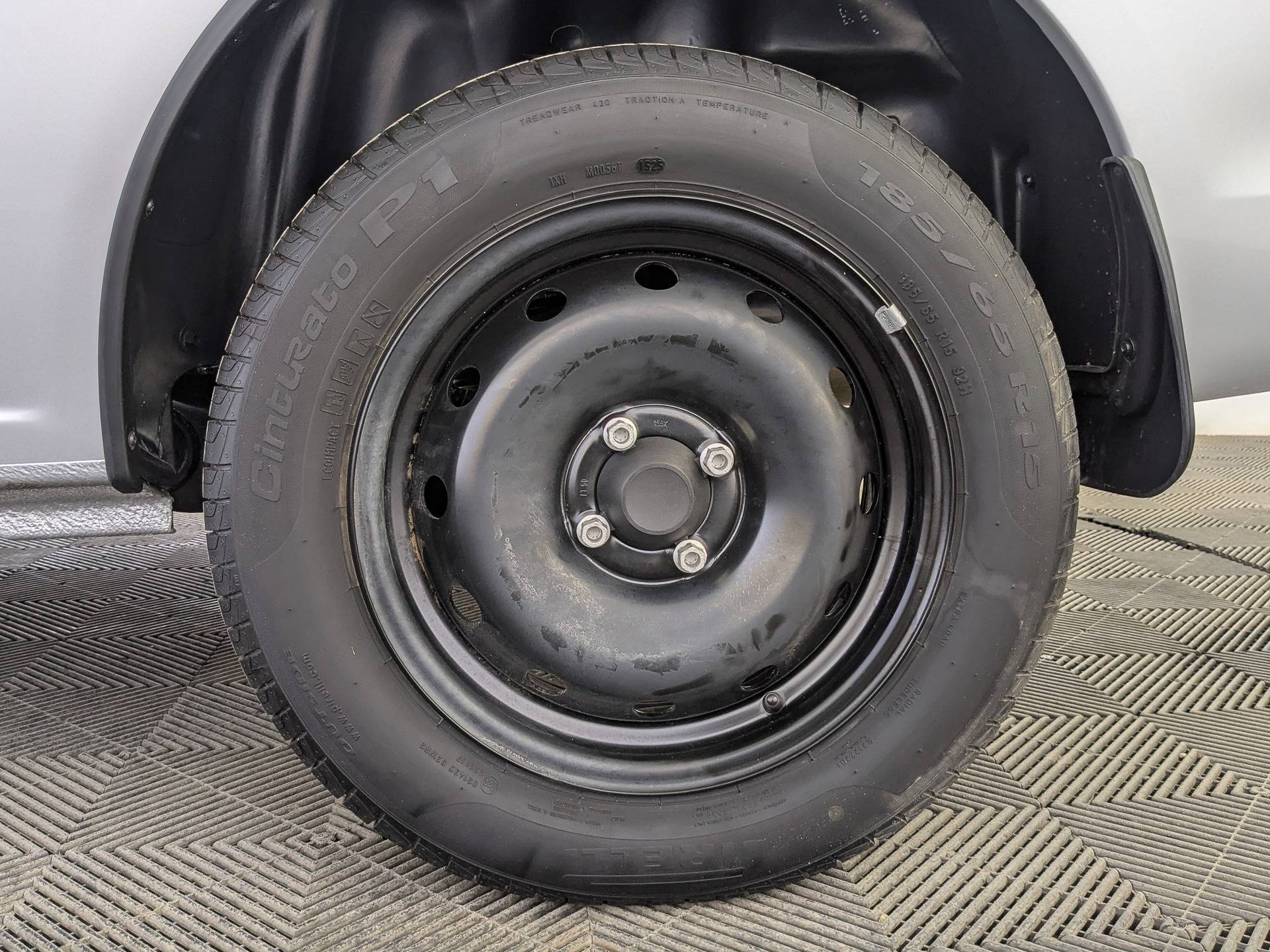 Lada Largus универсал Comfort 5 мест 1.6 106hp 5MT