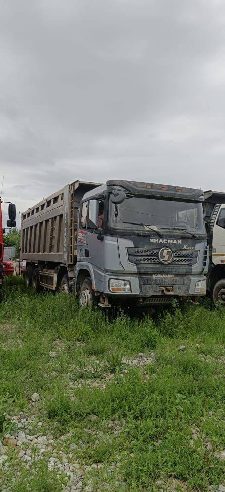 Shacman SX33186V366
