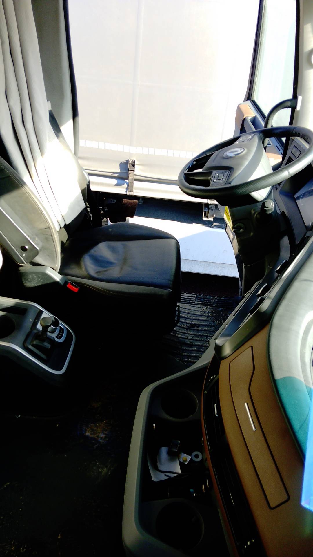 DongFeng DFH4271 6x4,  312 148 км, 2024 года в лизинг