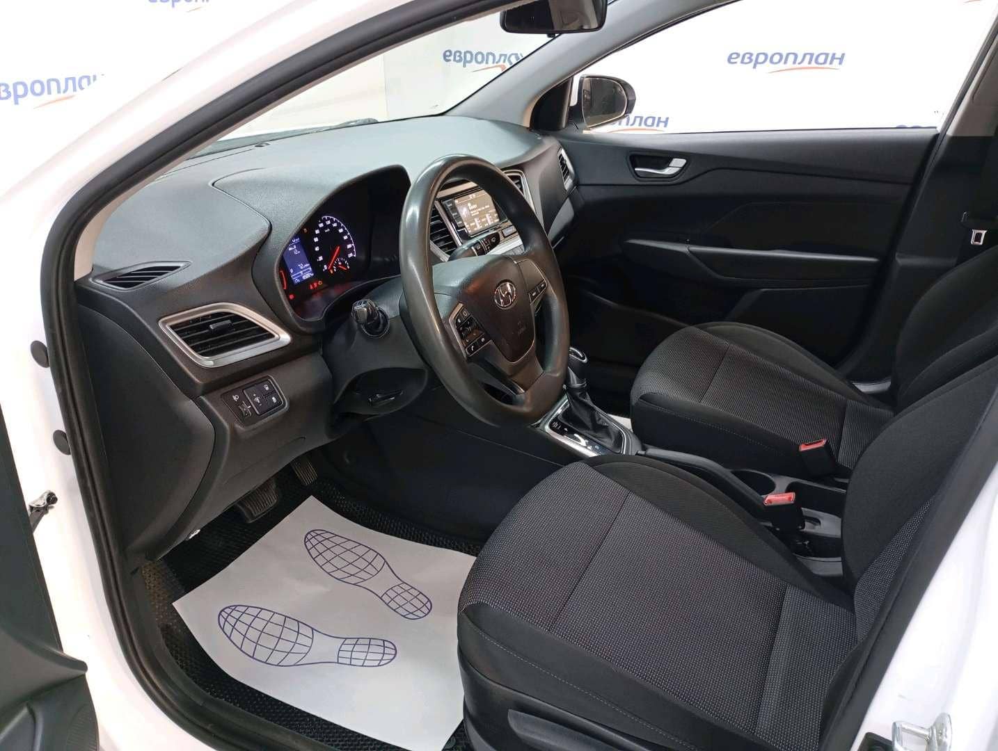 Hyundai Solaris,  185 054 км, 2021 года в лизинг