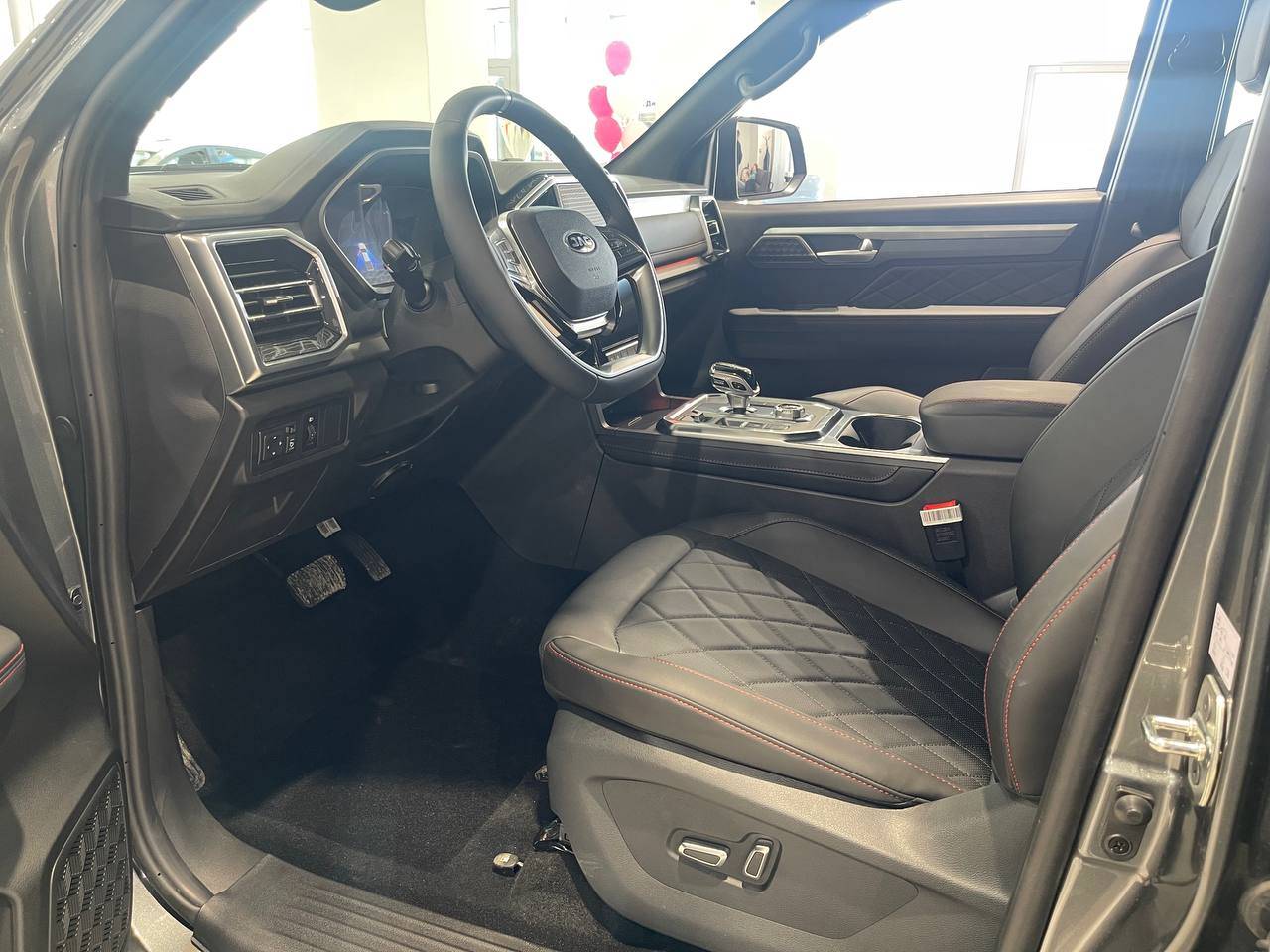 JAC T9 Explore 2.0T AT 4WD