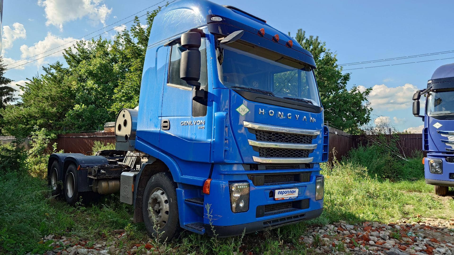 HONGYAN CQ4187HD12381T LNG,  89 883 км, 2023 года в лизинг