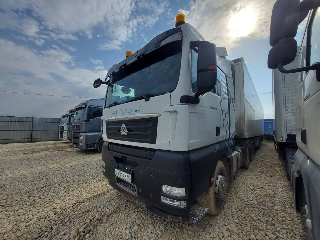 Sitrak С7Н 6×4 ZZ4256V364HE