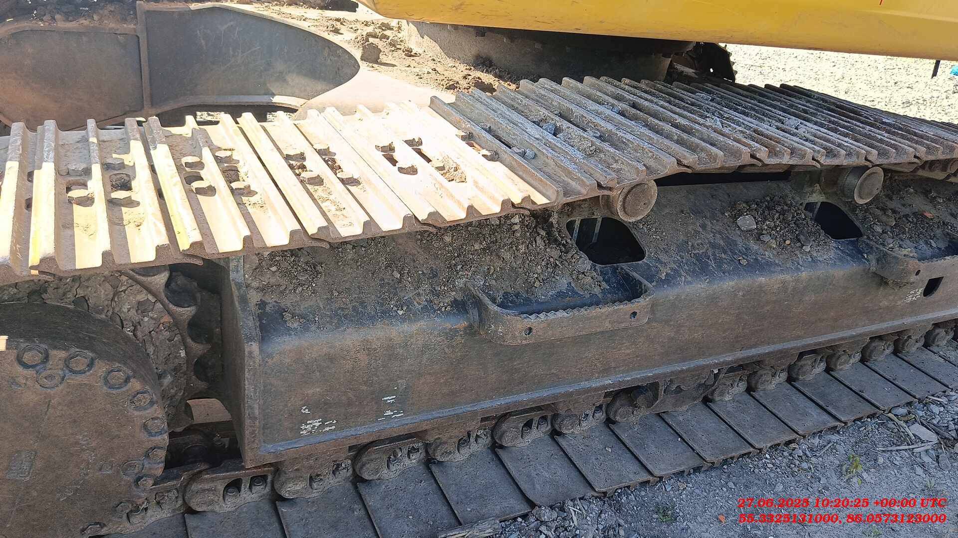 KOMATSU PC220-8MO, 2023 года в лизинг