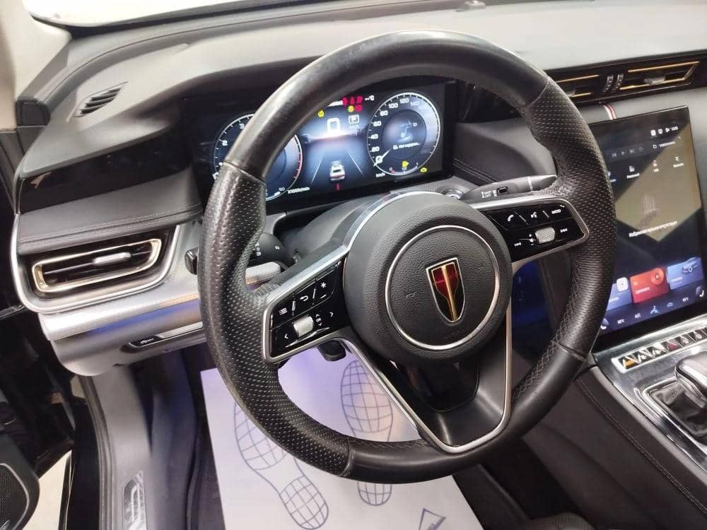Hongqi H5,  208 751 км, 2023 года в лизинг