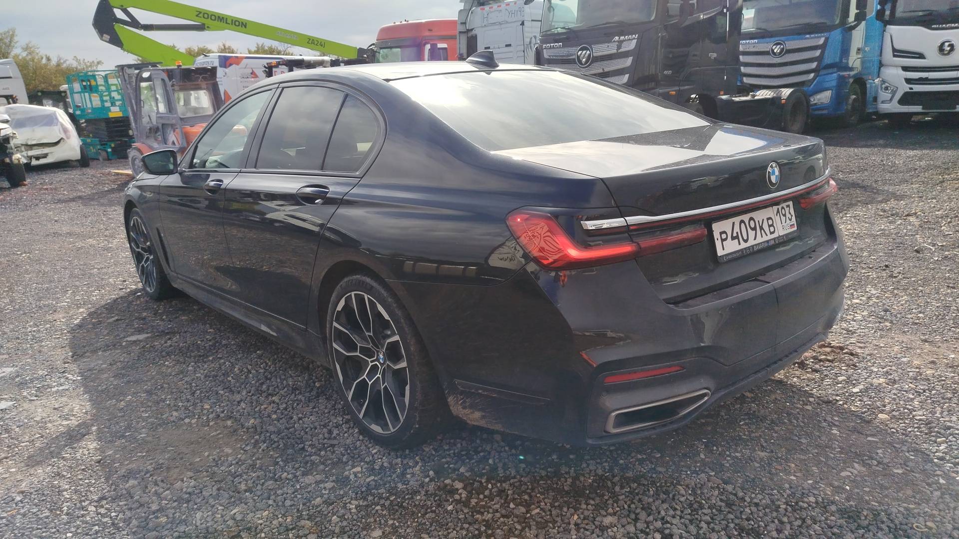 BMW 7 серия,  121 122 км, 2019 года в лизинг