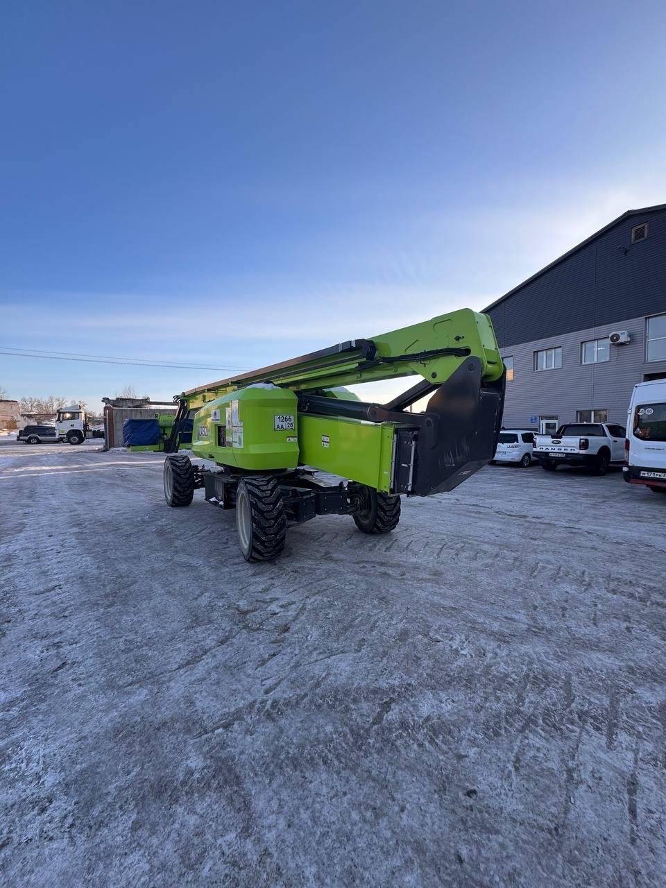 Zoomlion ZA32J Самоходный коленчатый подъемник