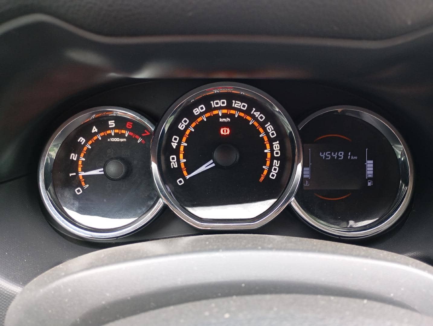 Lada Largus универсал, 2024 года в лизинг