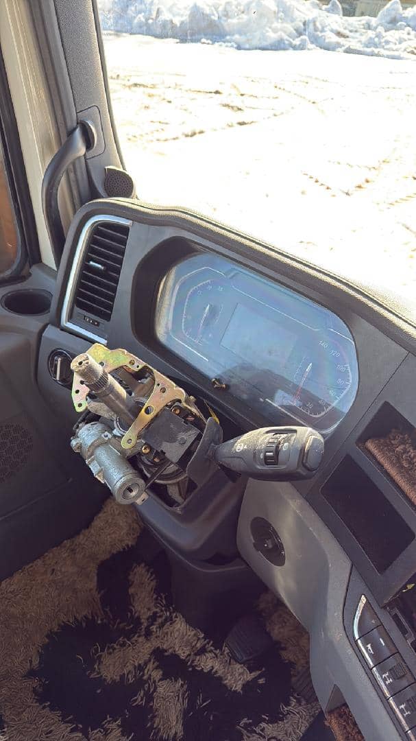 Shacman SX42586V385,  268 615 км, 2023 года