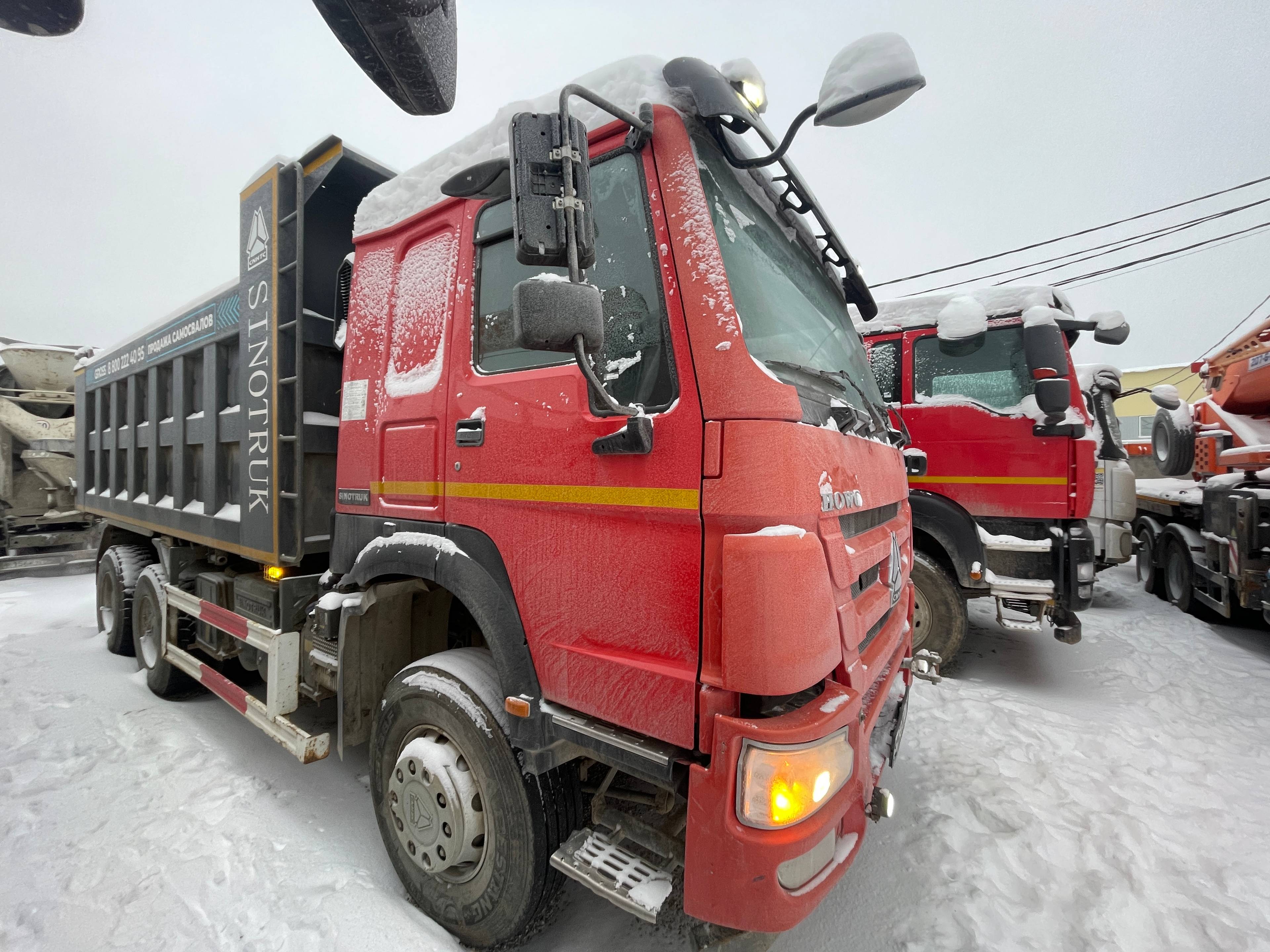 HOWO ZZ3327S3847E 6х4,  52 291 км, 2022 года в лизинг