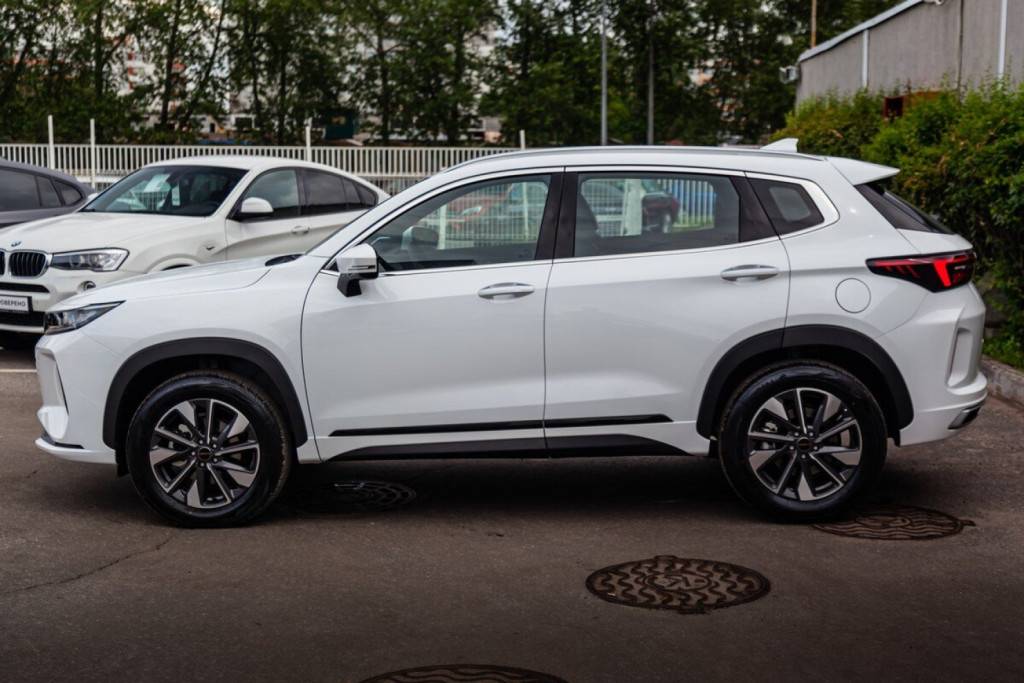 EXEED LX Business 1.5T CVT 2WD