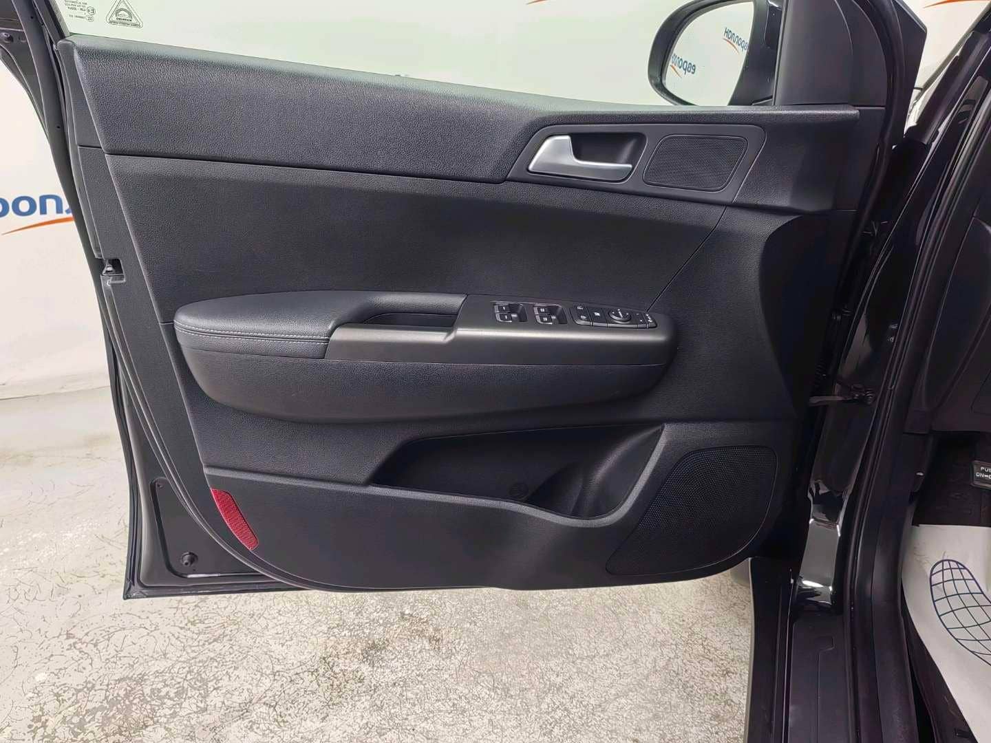 KIA Sportage,  58 327 км, 2022 года в лизинг