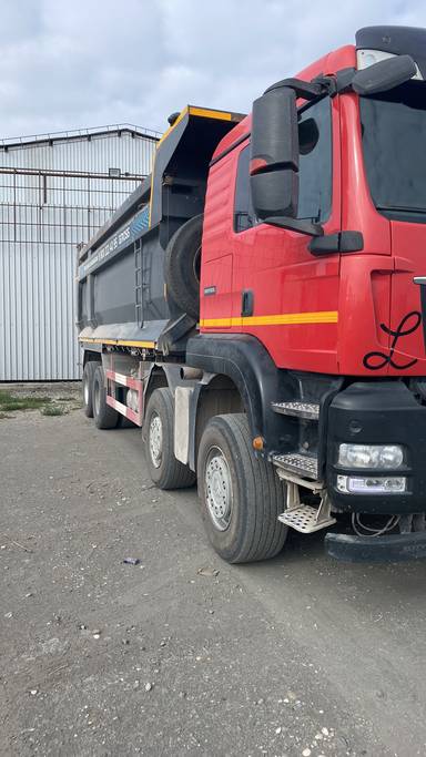 HOWO ZZ3317V386GE1 8х4