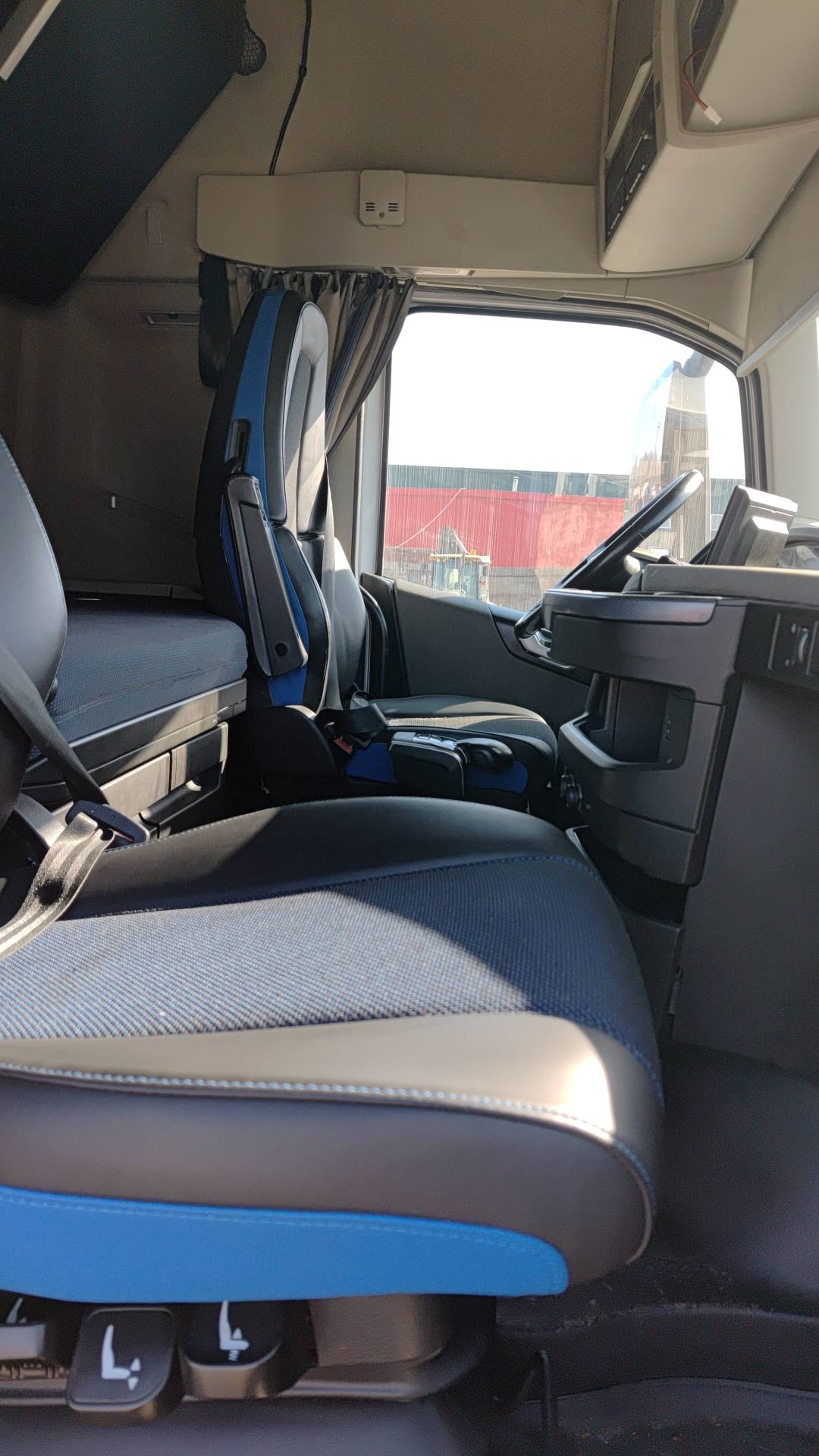 Volvo FH 500 4x2 (FH Globetrotter XL),  485 487 км, 2024 года в лизинг