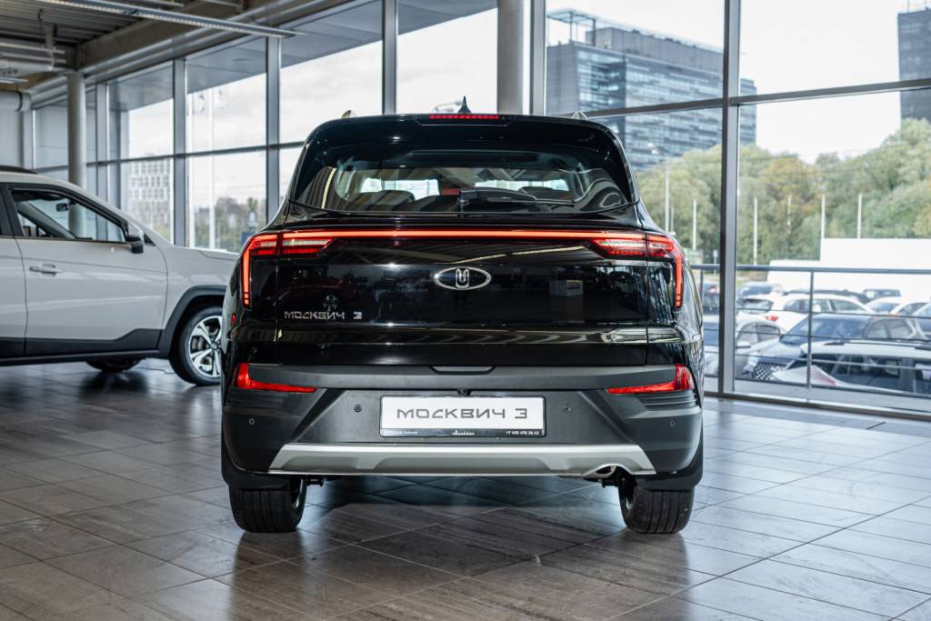 Москвич 3 Комфорт 1.5Т CVT