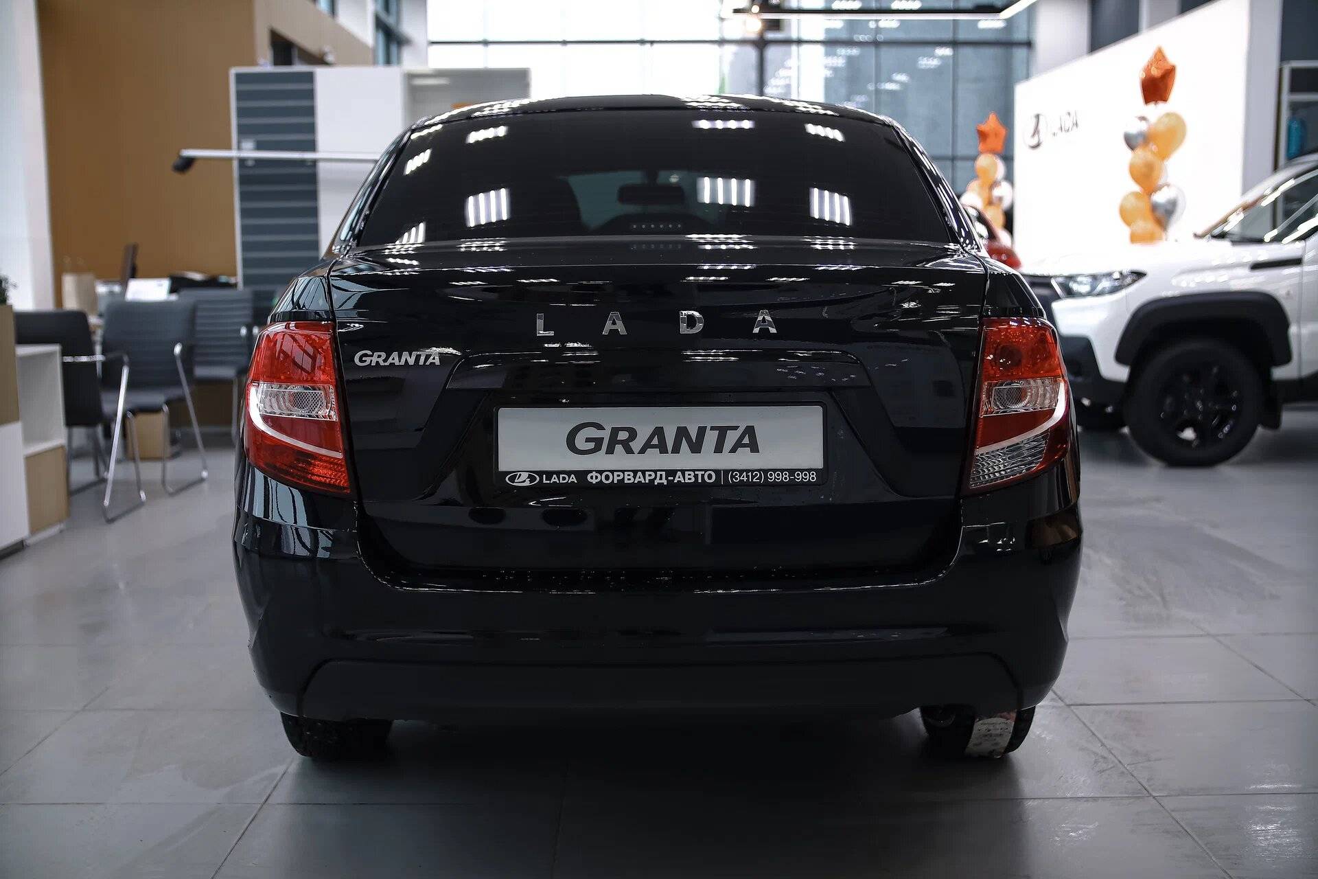 Lada Granta седан Комфорт 1.6 90 л.с. МТ (Comfort)