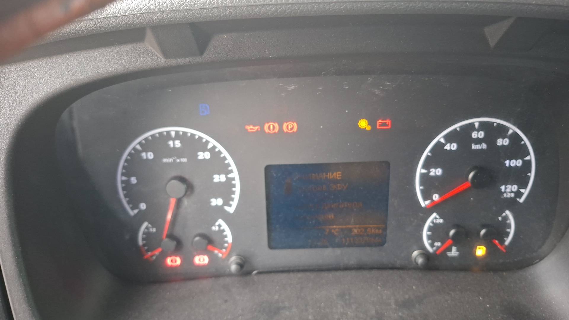 КАМАЗ 5490-S5 (M1840),  1 113 370 км, 2017 года в лизинг