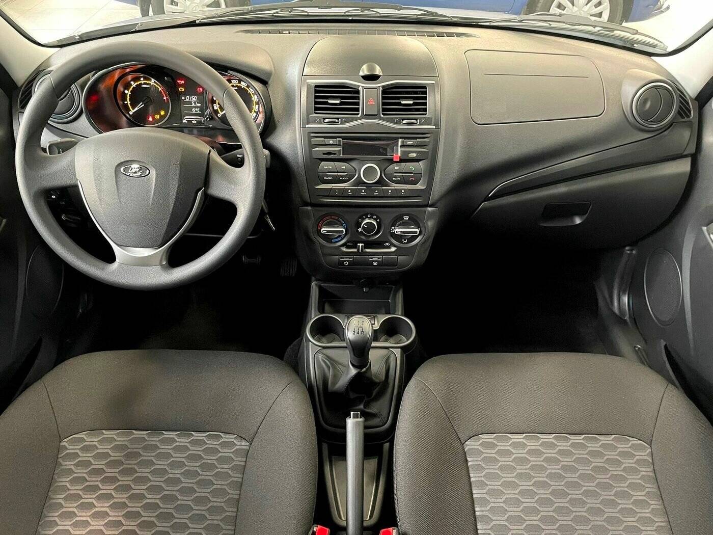 Lada Granta седан Комфорт 1.6 90 л.с. МТ (Comfort)