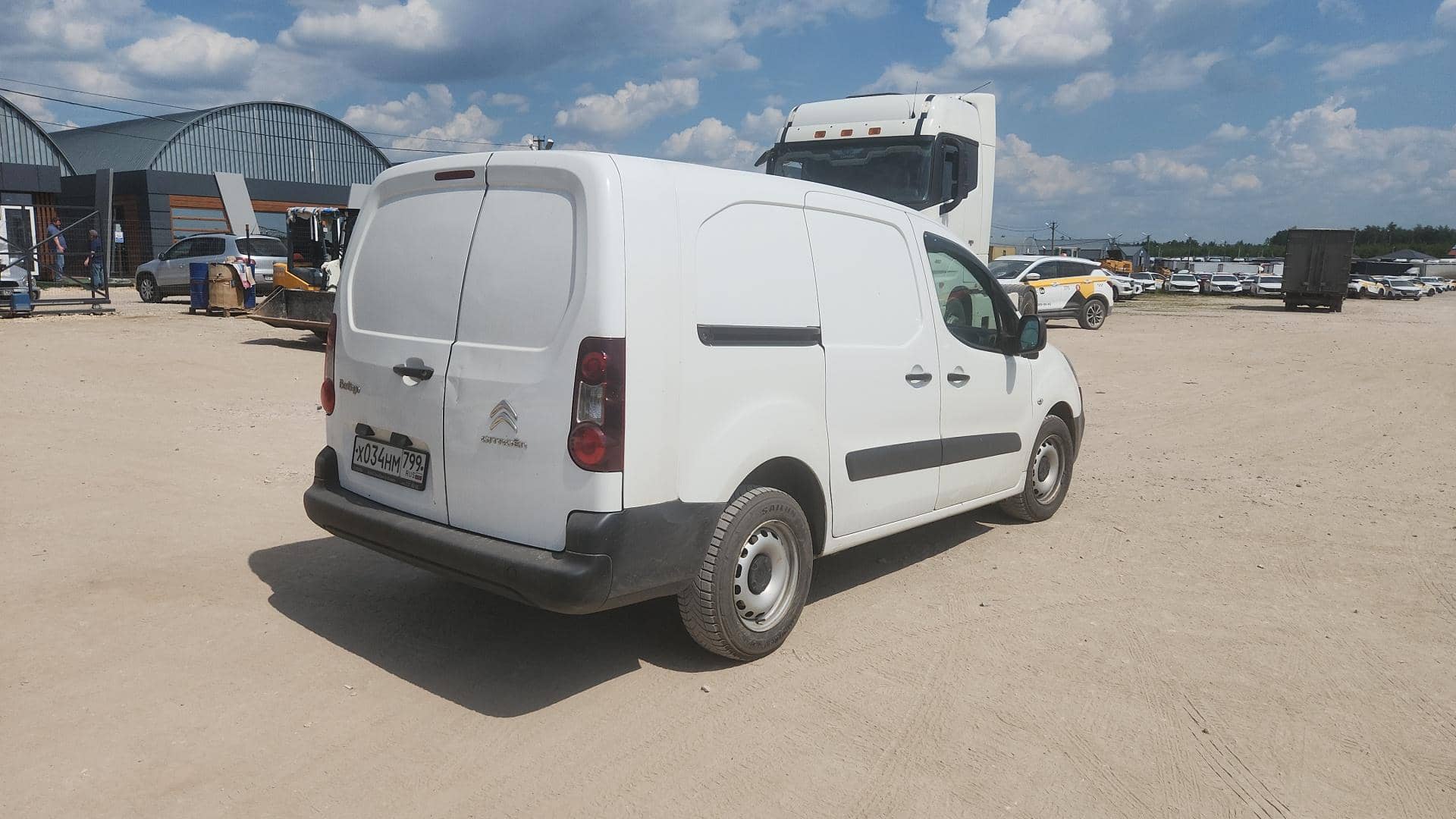 Citroen Berlingo,  216 346 км, 2018 года