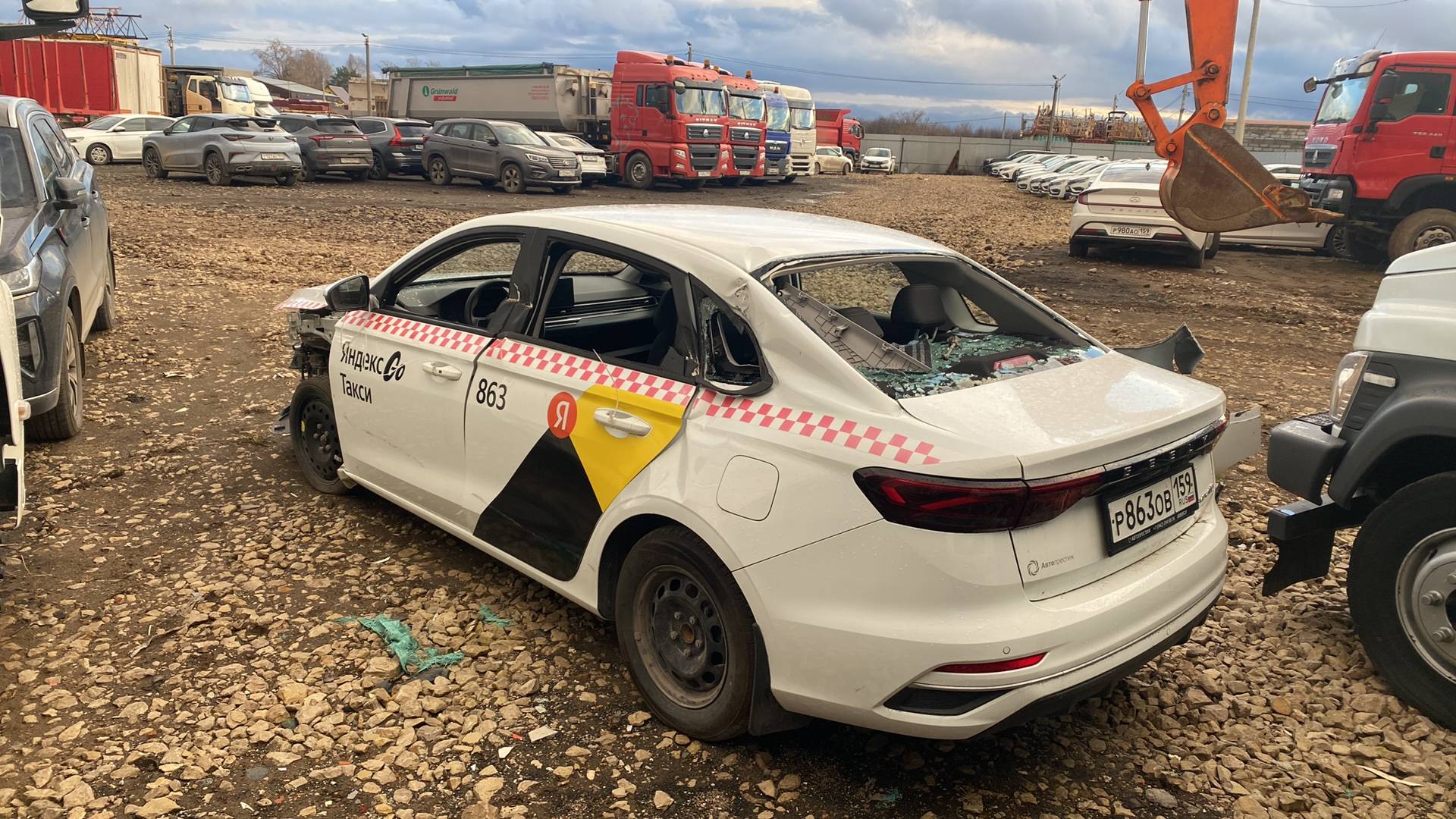 Geely Emgrand,  70 035 км, 2024 года в лизинг