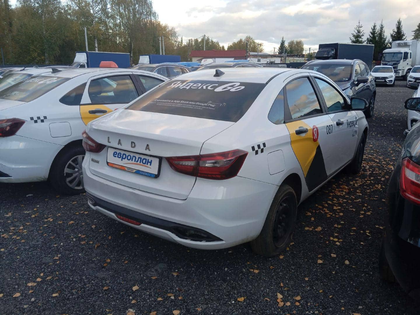 Lada Vesta седан,  131 141 км, 2023 года в лизинг